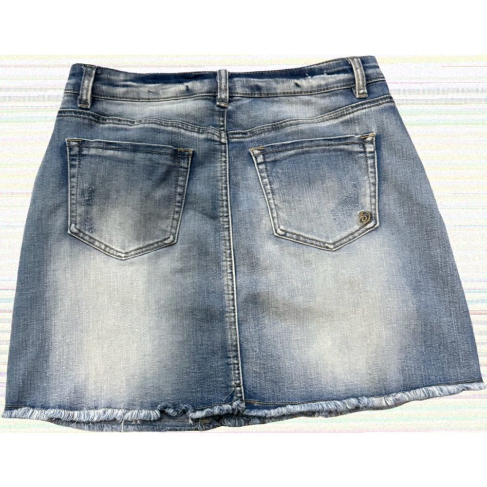Adorable mini Denim indigo rein skirt distressed size 7 EUC - Picture 2 of 5